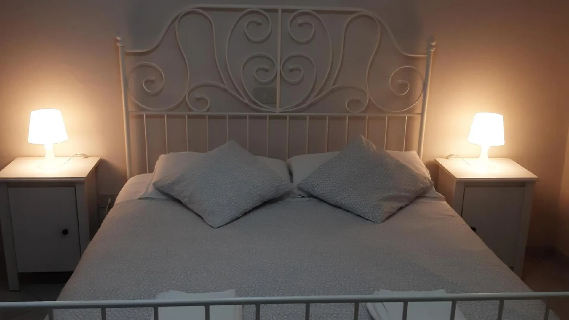 Tuscan Hills Bientina Apartment