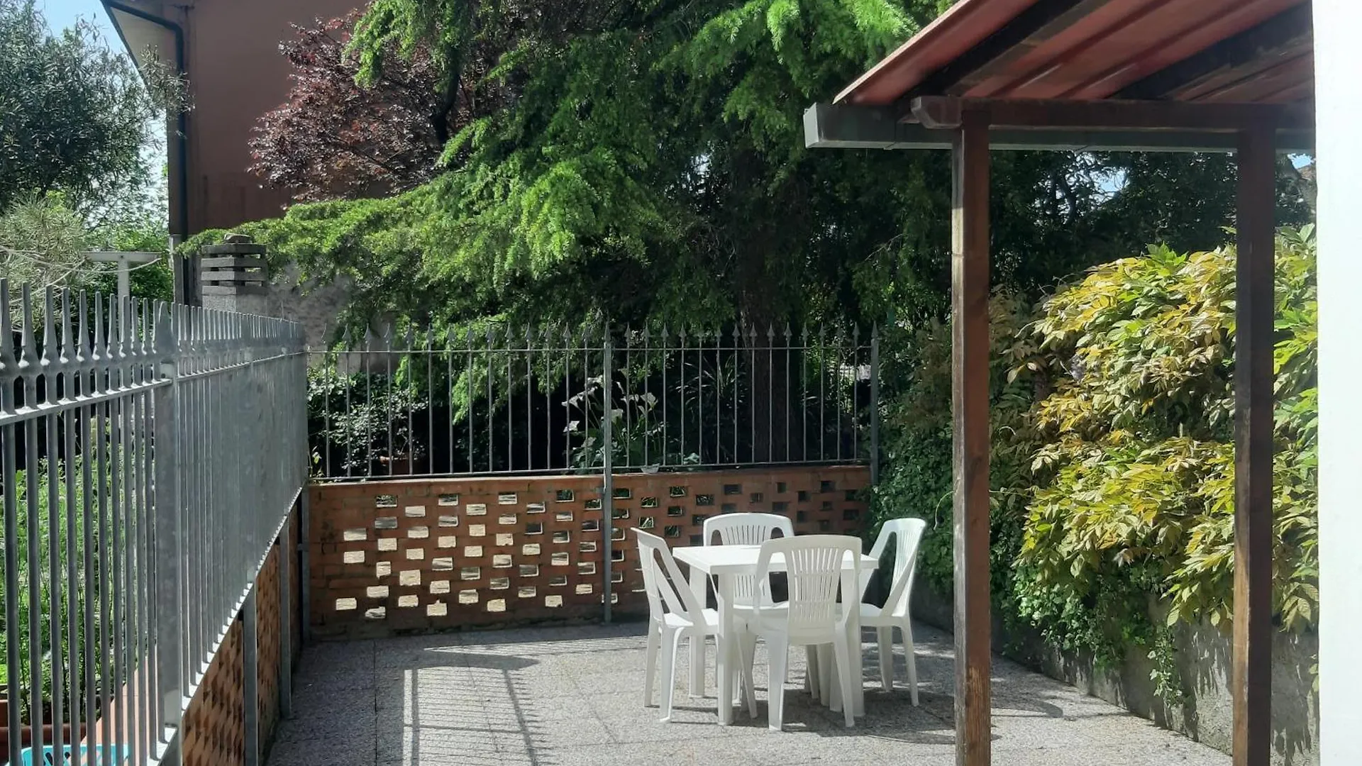 Apartment Tuscan Hills Bientina Italy